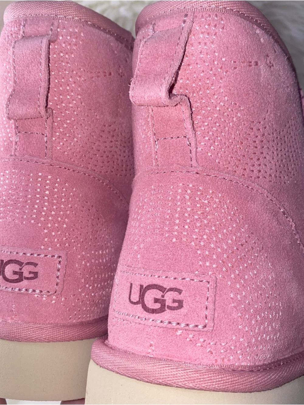 UGG boots Classic mini Fleur Women size 10 New